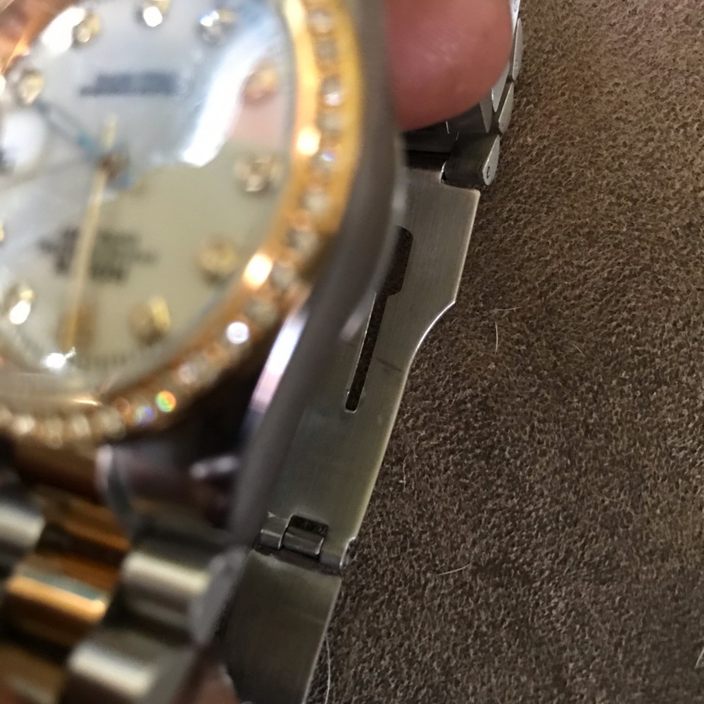 Watch - Picture 3 of 3